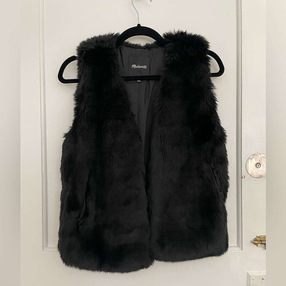 Madewell black fur vest. Size extra small.